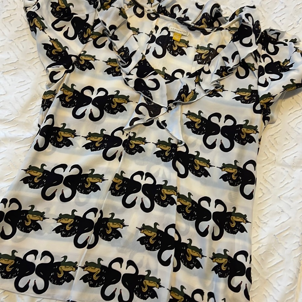Short sleeve blouse